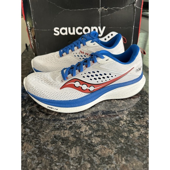 Men's Sneakers Saucony Ride 17 Running Shoe Size 8.5Red White Blue. New
